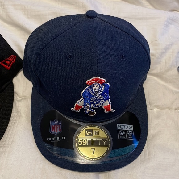 New Era/ SnapBack Fitted Hats - Picture 4 of 16